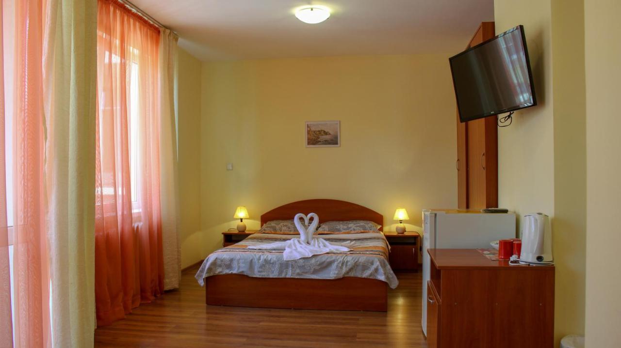 Къща За Гости Вероника Sosopol Exterior foto
